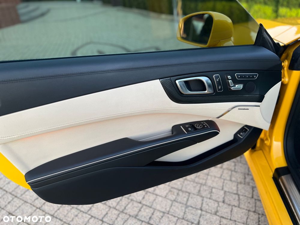 Mercedes-Benz SL - 14
