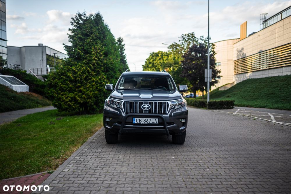 Toyota Land Cruiser LC 2.8 D-4D Prado - 3