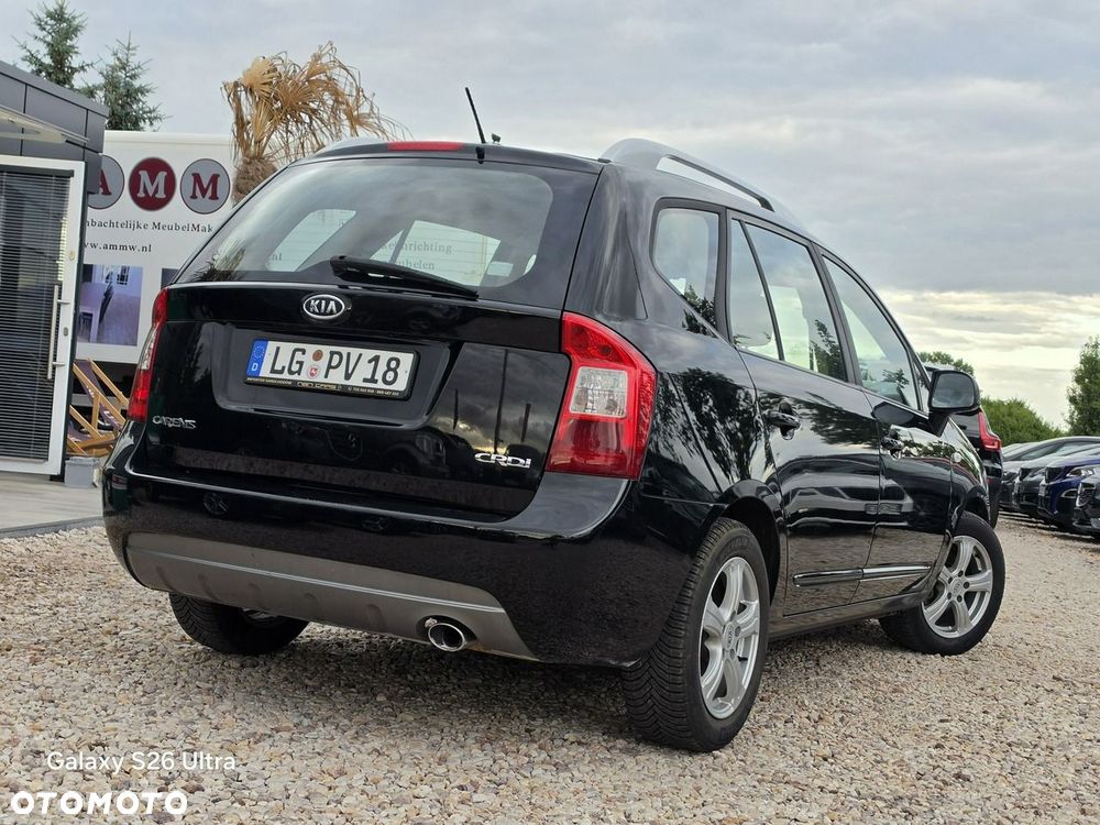 Kia Carens - 27
