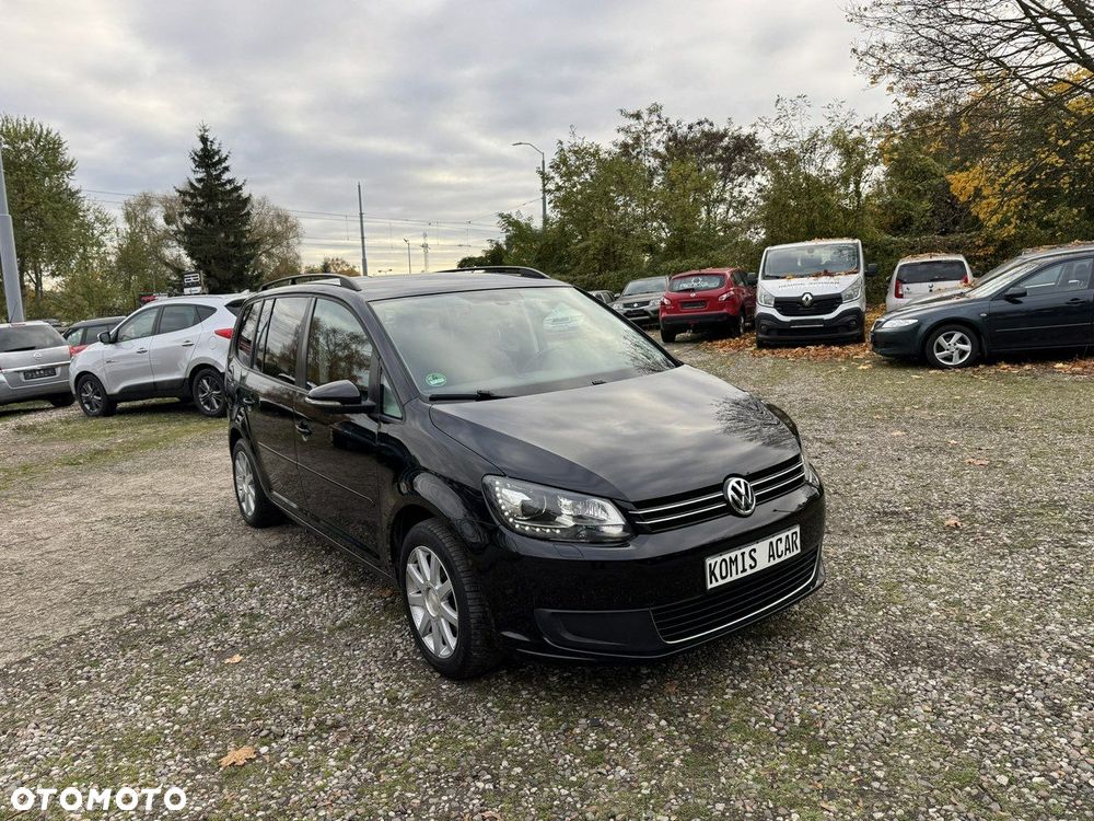 Volkswagen Touran - 30