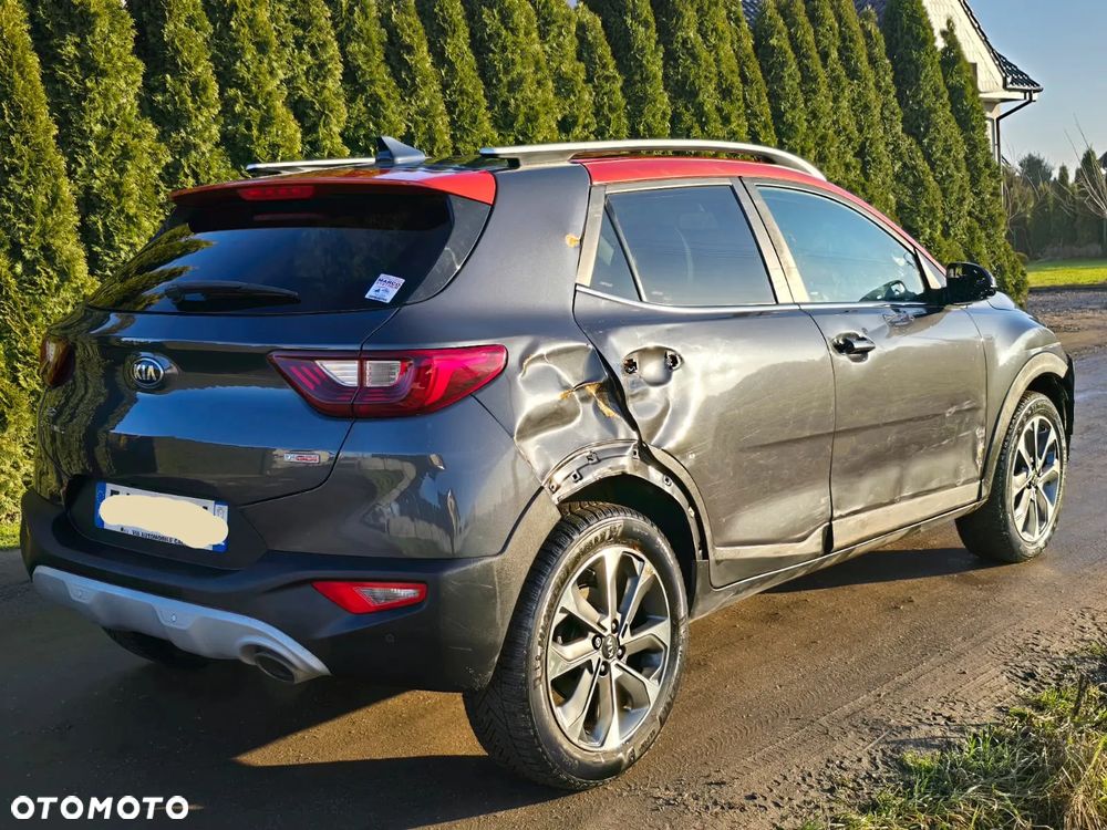 Kia Stonic - 28