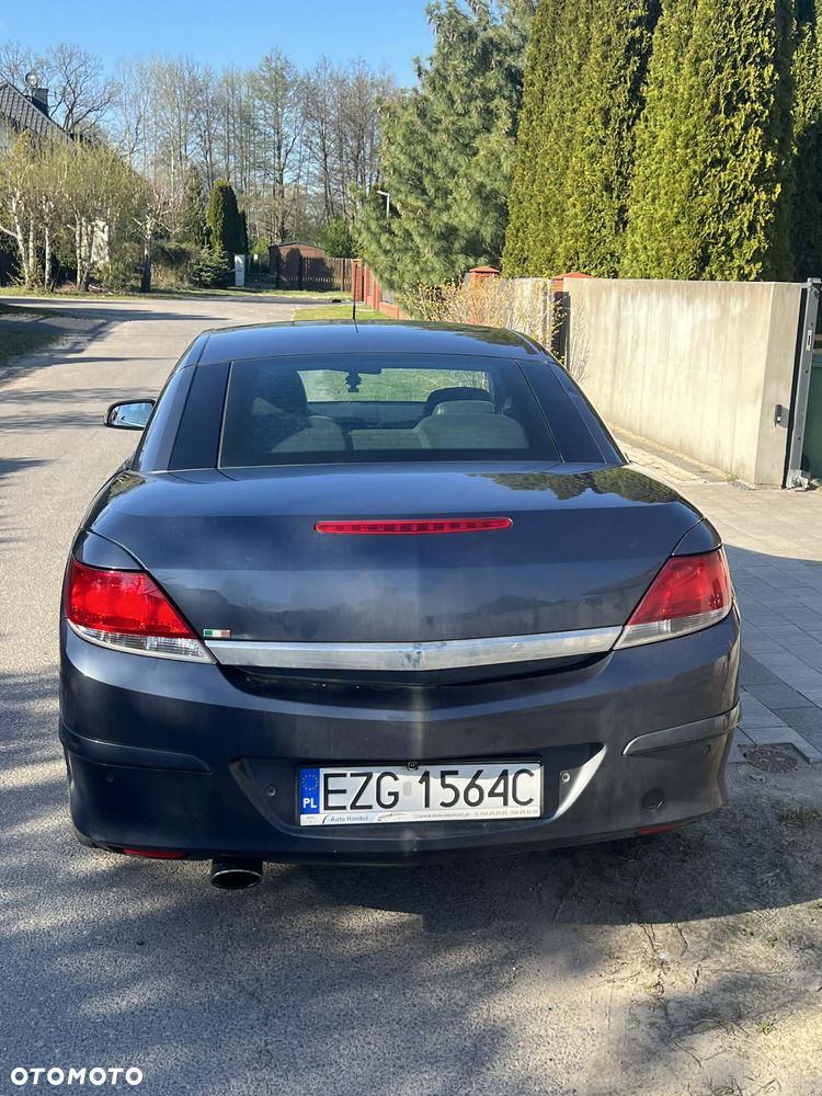 Opel Astra 1.9 CDTI Edition - 4