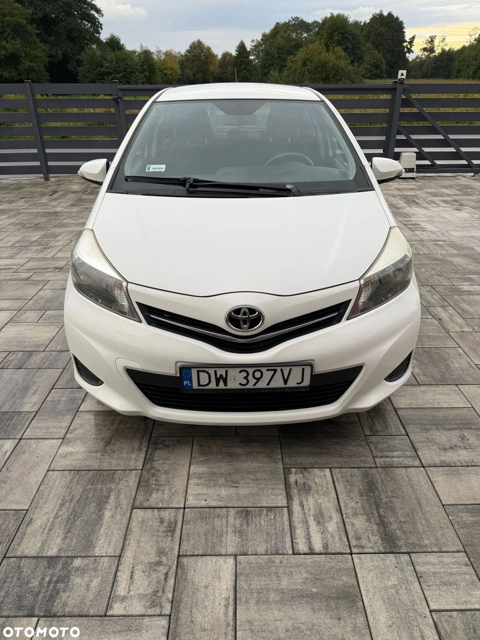 Toyota Yaris 1.0 Active - 1