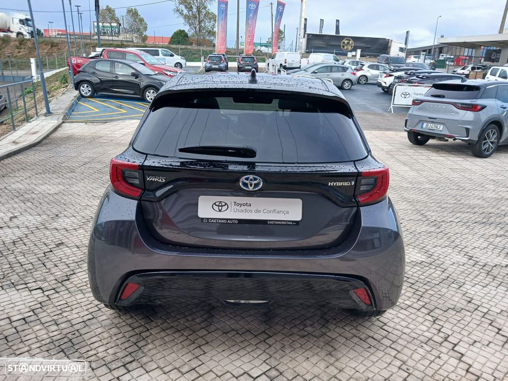 Toyota Yaris - 10