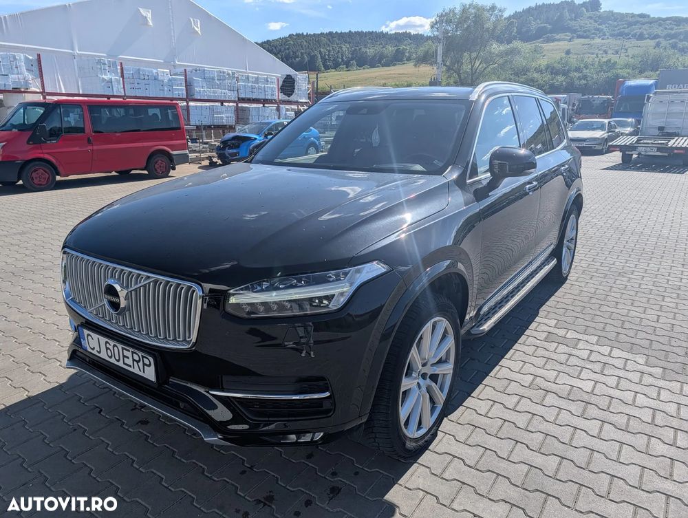 Volvo XC 90 D5 AWD Geartronic RDesign - 1