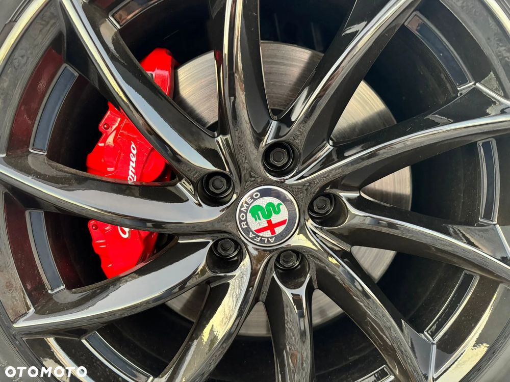 Alfa Romeo Giulia 2.0 Turbo 16V AT8 6C Villa dEste - 10