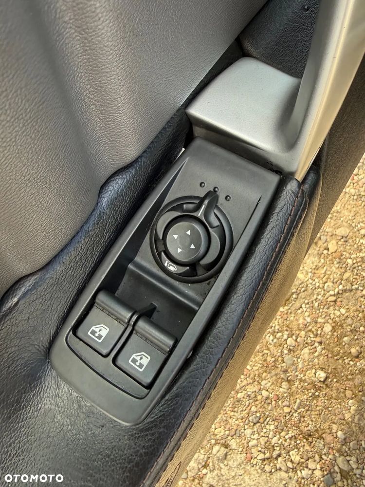 Alfa Romeo Brera - 27