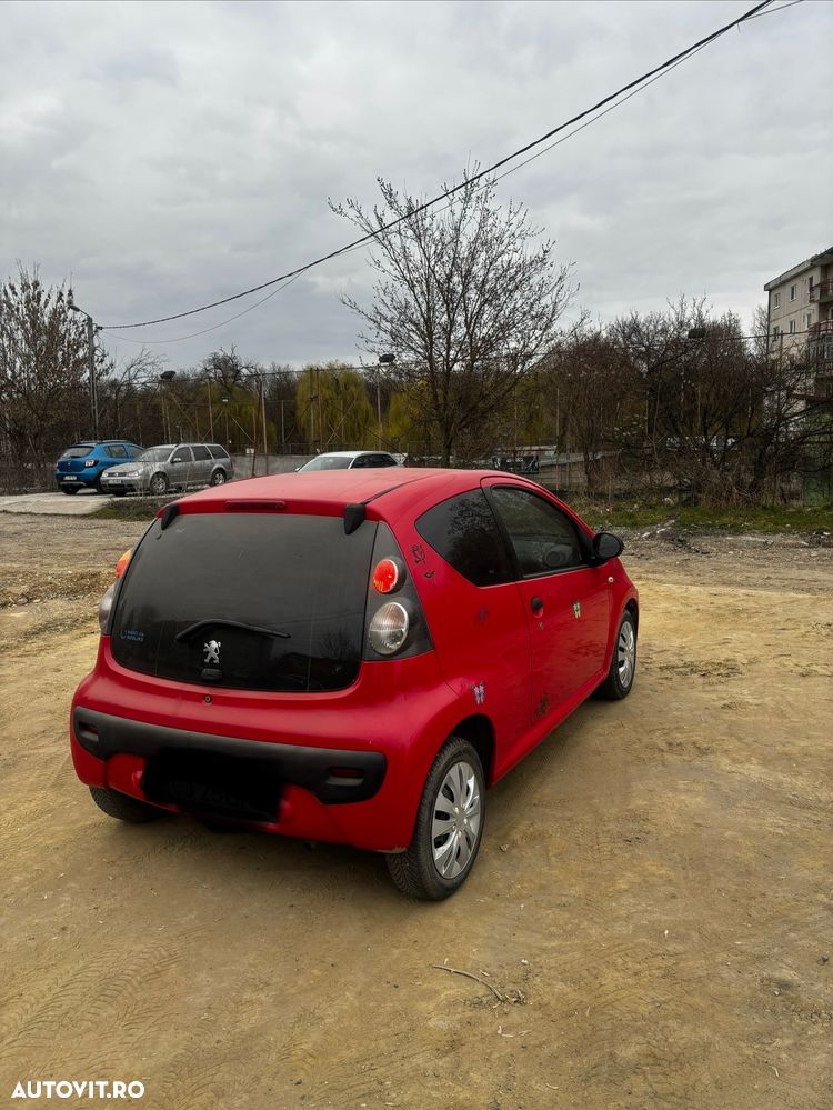 Peugeot 107 Two 1.0 E - 8