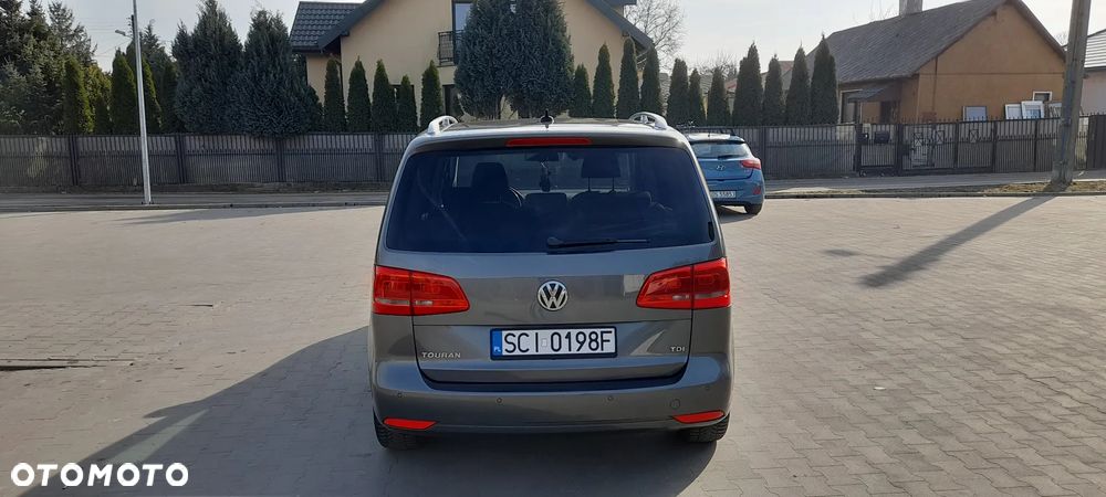 Volkswagen Touran 1.6 TDI DPF Trendline Perfectline - 4