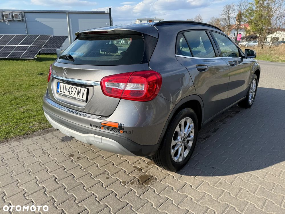 Mercedes-Benz GLA 180 7G-DCT Style - 5