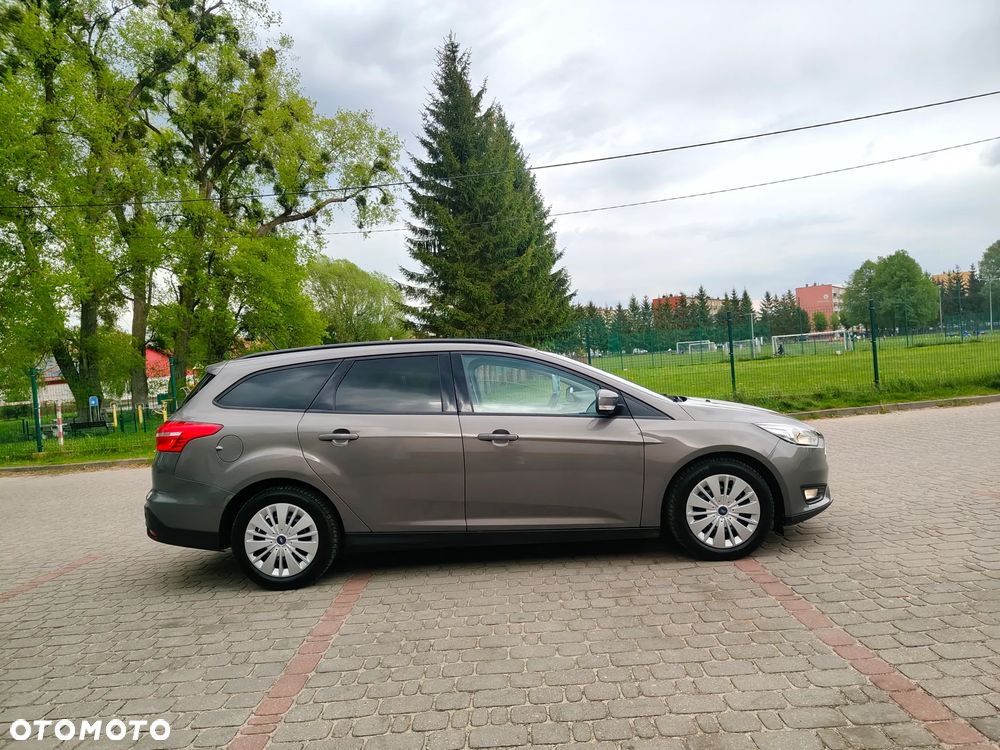 Ford Focus - 5