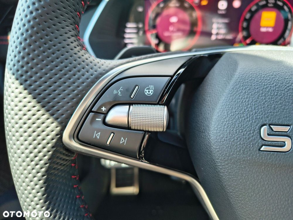 Skoda Octavia 2.0 TSI RS DSG - 25