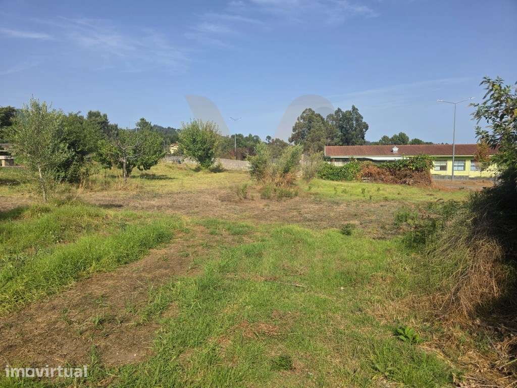 Terreno 908 m² para Construção | Arcozelo - Ponte de Lima - Grande imagem: 3/4