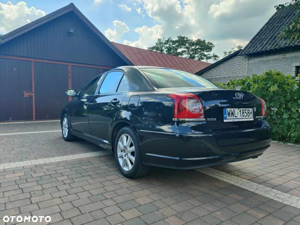Toyota Avensis 2.0 D-4D Sol plus+NAVI - 4