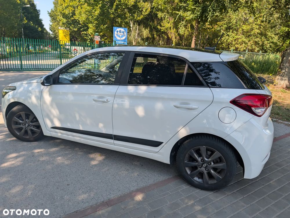 Hyundai i20 - 13