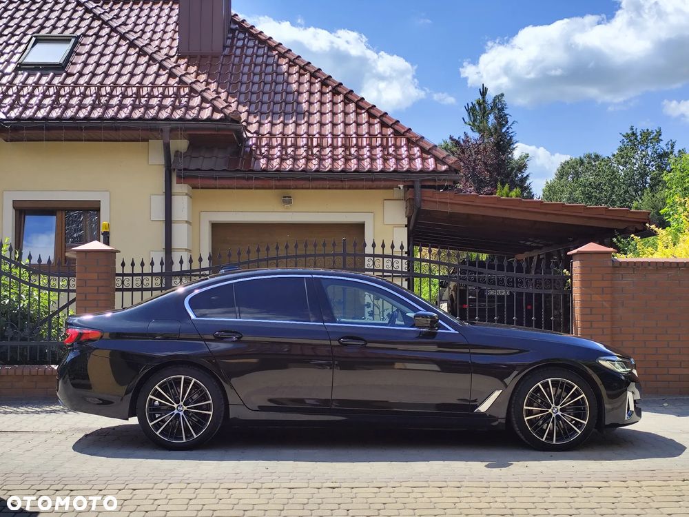 BMW Seria 5 530i GPF xDrive Luxury Line - 2