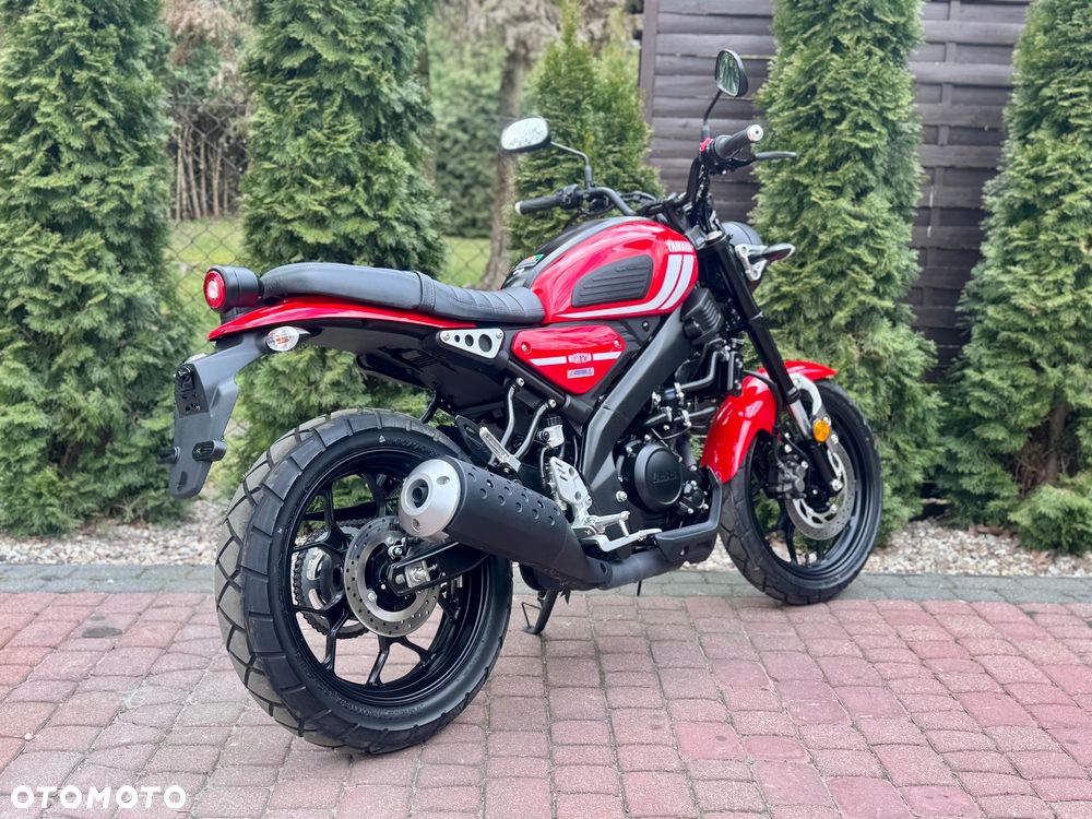 Yamaha XSR - 4