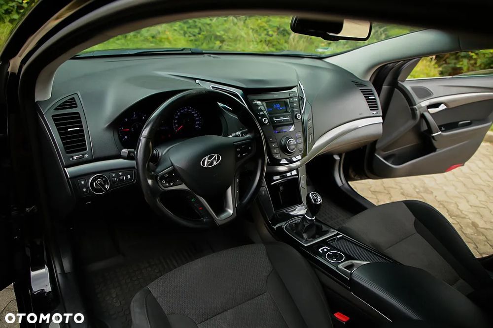 Hyundai i40 i40cw 1.7 CRDi Premium - 12