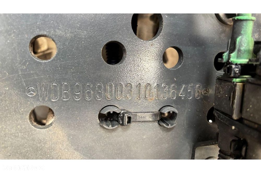 Mercedes-Benz Actros 1835 4x2 SIDE OPENING + CARRIER SUPRA 1150 Mt - 36