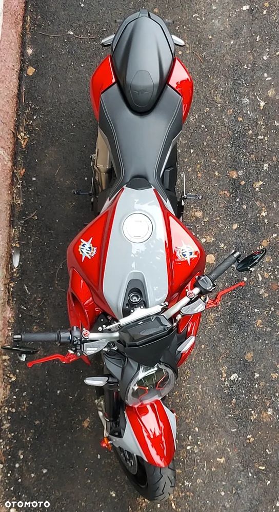 MV AGUSTA Brutale - 12