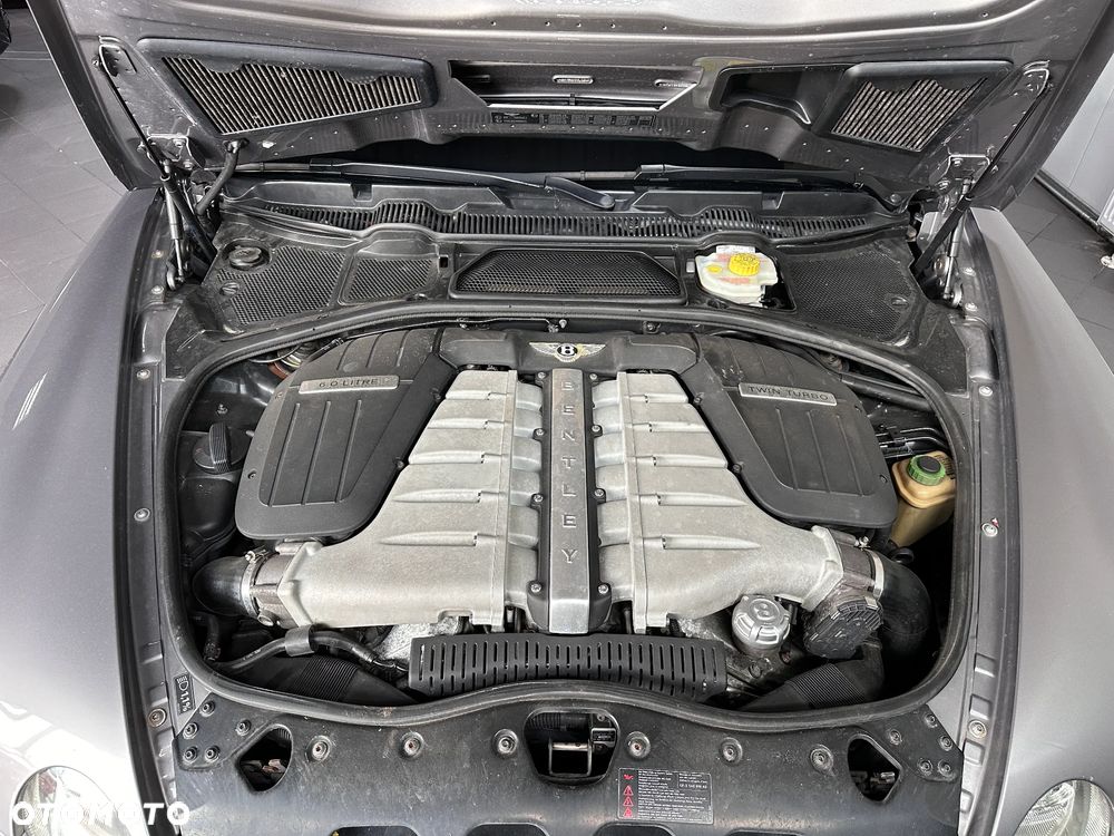 Bentley Flying Spur - 22