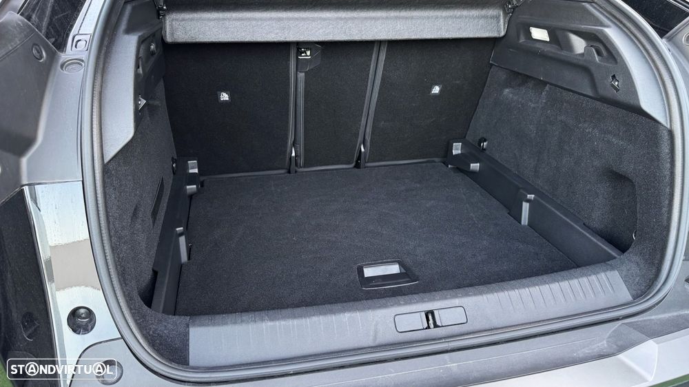 Peugeot 3008 1.2 Hybrid Allure Pack e-DCS6 - 24