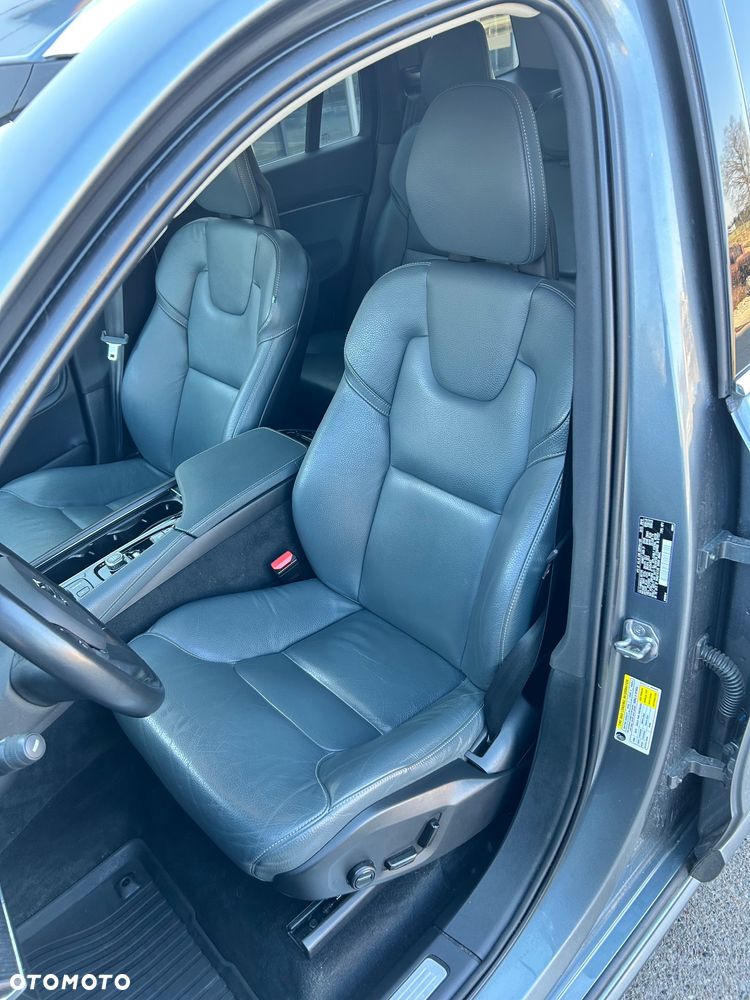 Volvo XC 90 - 14