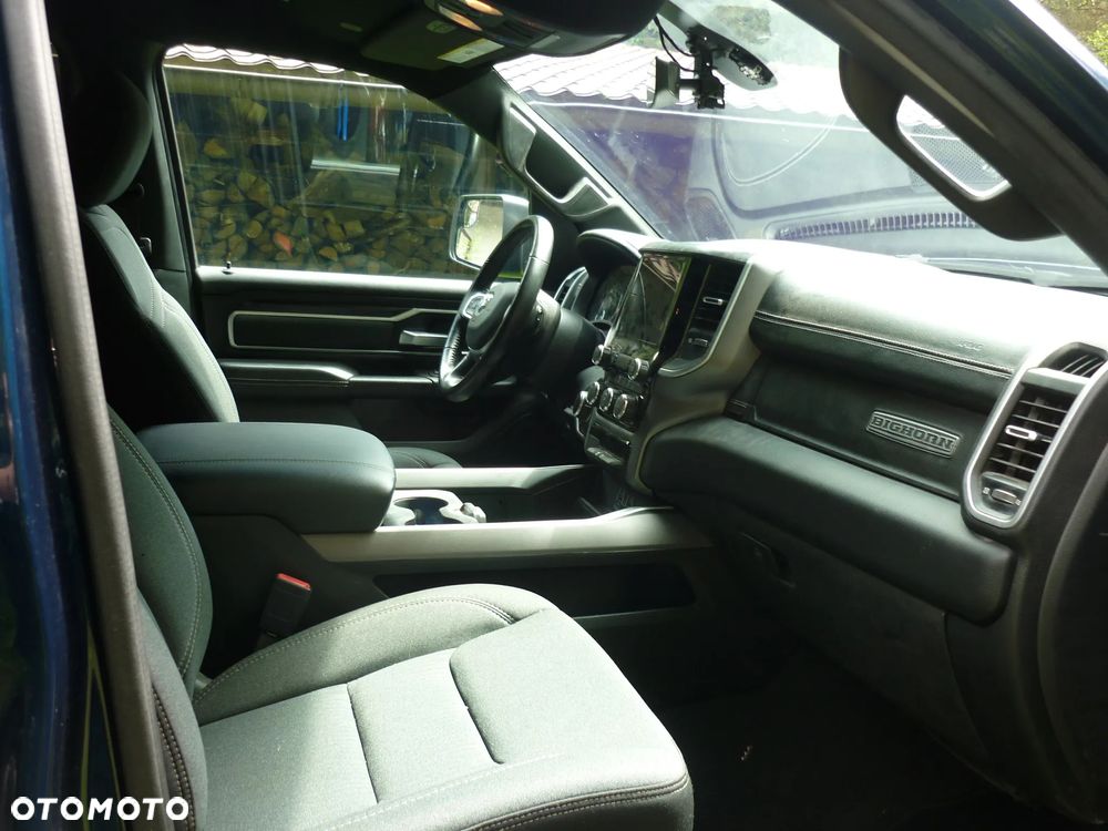 Dodge RAM 5.7 4x4 - 13
