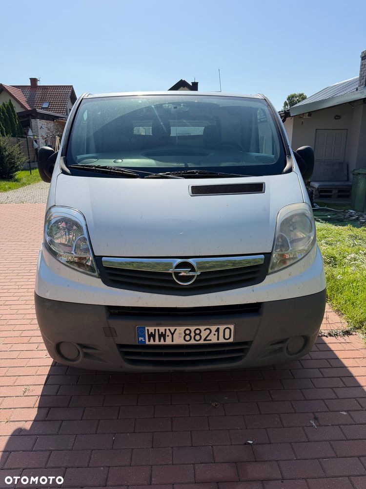 Opel Vivaro - 1