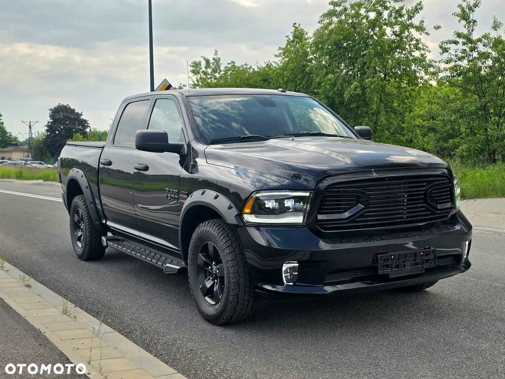 Dodge RAM - 1