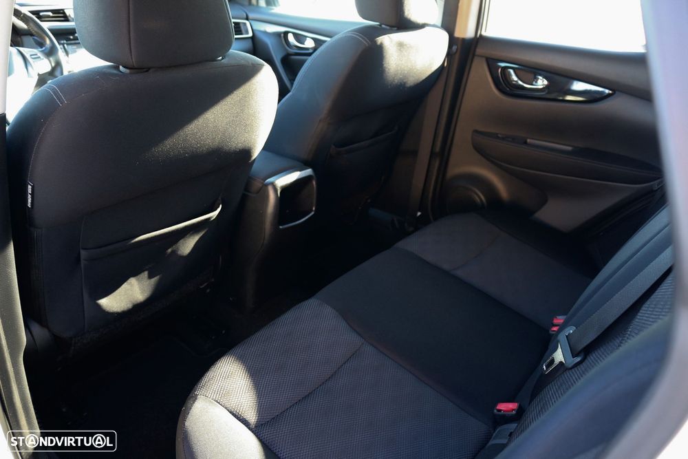 Nissan Qashqai 1.6 dCi N-Tec - 34