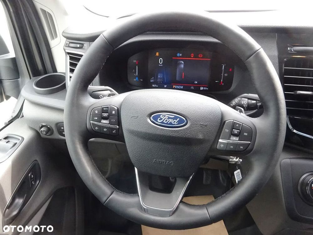 Ford Transit - 11