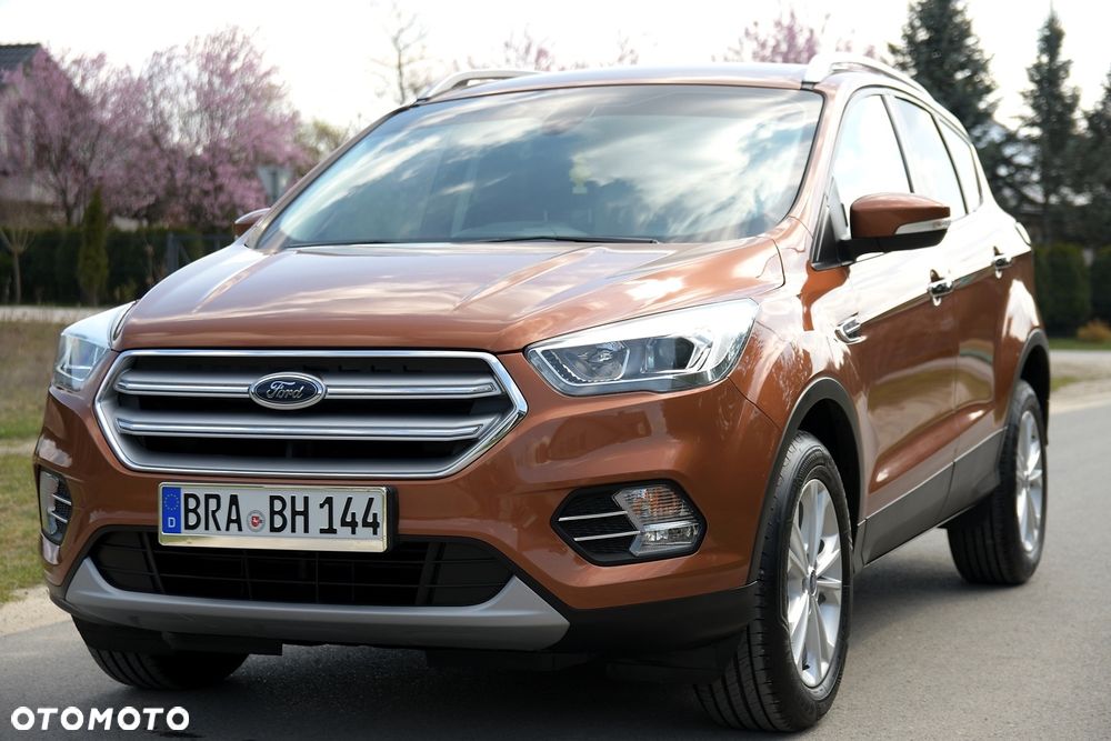 Ford Kuga 2.0 TDCi 2x4 Titanium - 21