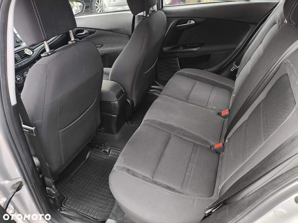 Fiat Tipo 1.4 16v Lounge EU6d - 9