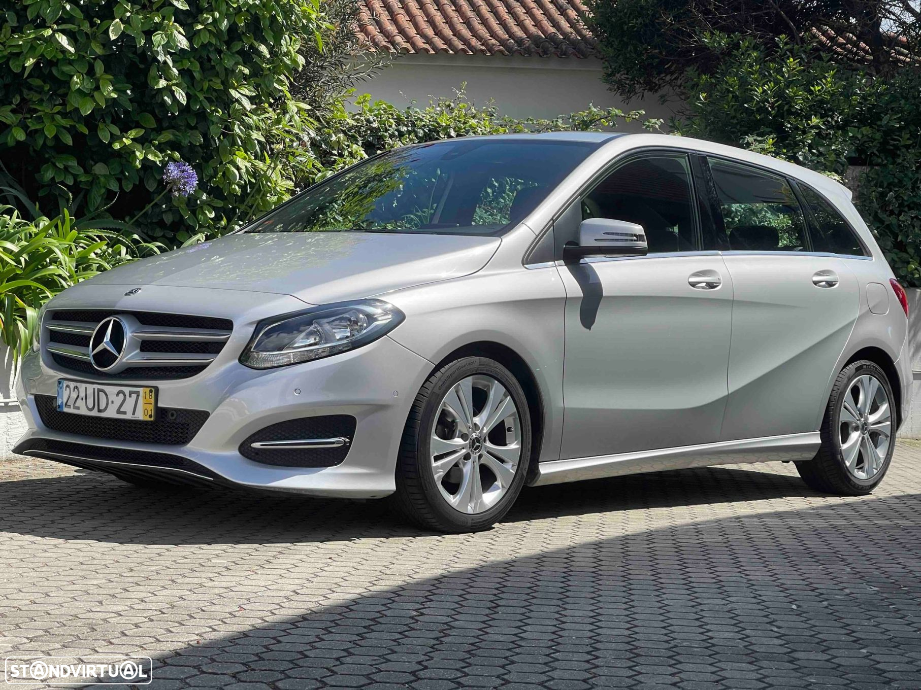 Mercedes-Benz B 180 d Urban - 9