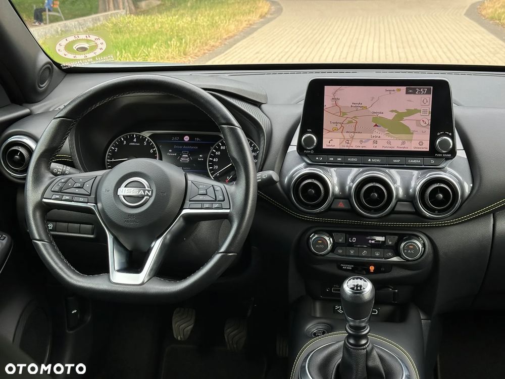 Nissan Juke 1.0 DIG-T Kiiro - 19