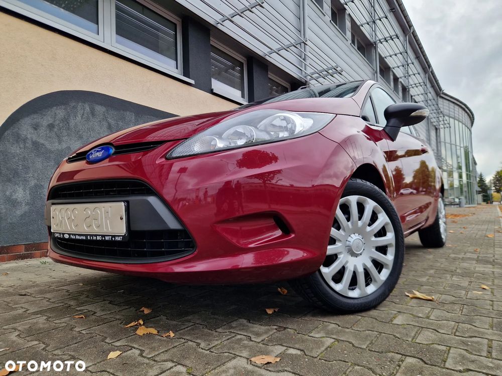 Ford Fiesta 1.4 Champions Edition - 27