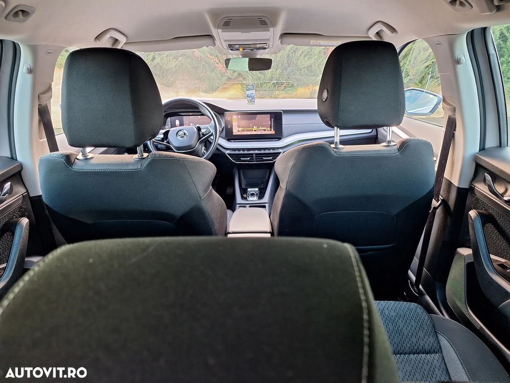 Skoda Octavia 2.0 TDI DSG First Edition - 6