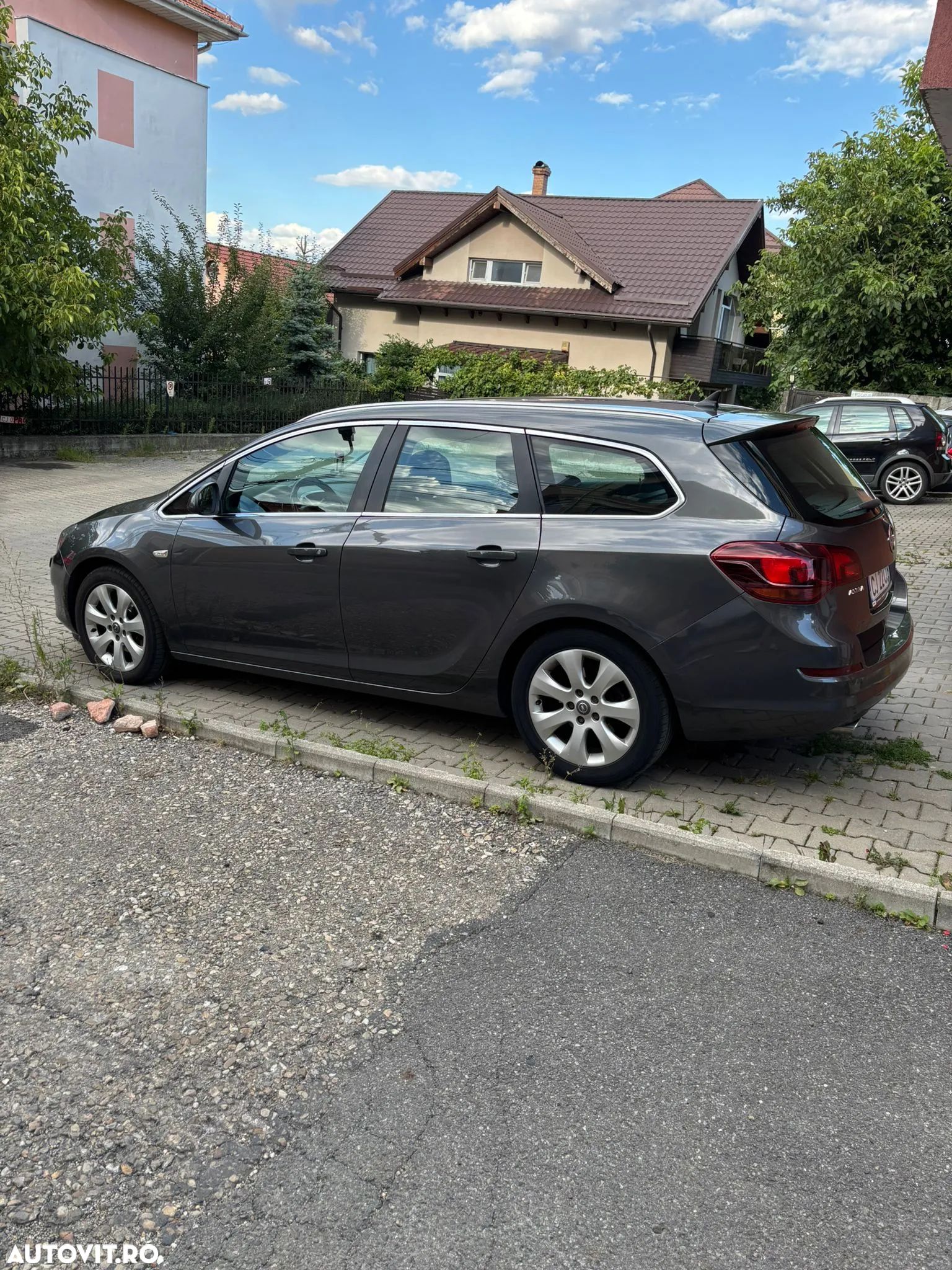 Opel Astra Sports Tourer 2.0 CDTI Sport Aut. - 1