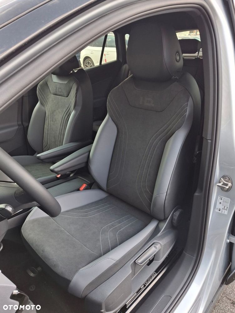 Volkswagen ID.4 52kWh Plus - 12