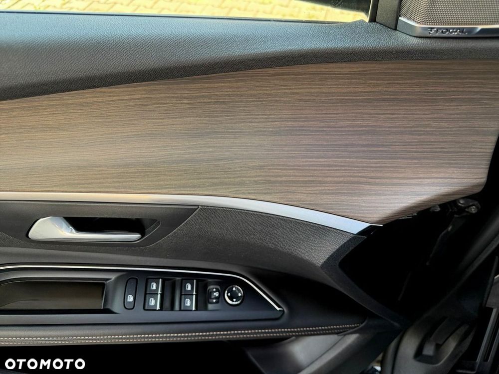 Peugeot 5008 - 17
