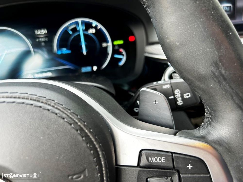 BMW 520 d Pack M Auto - 24