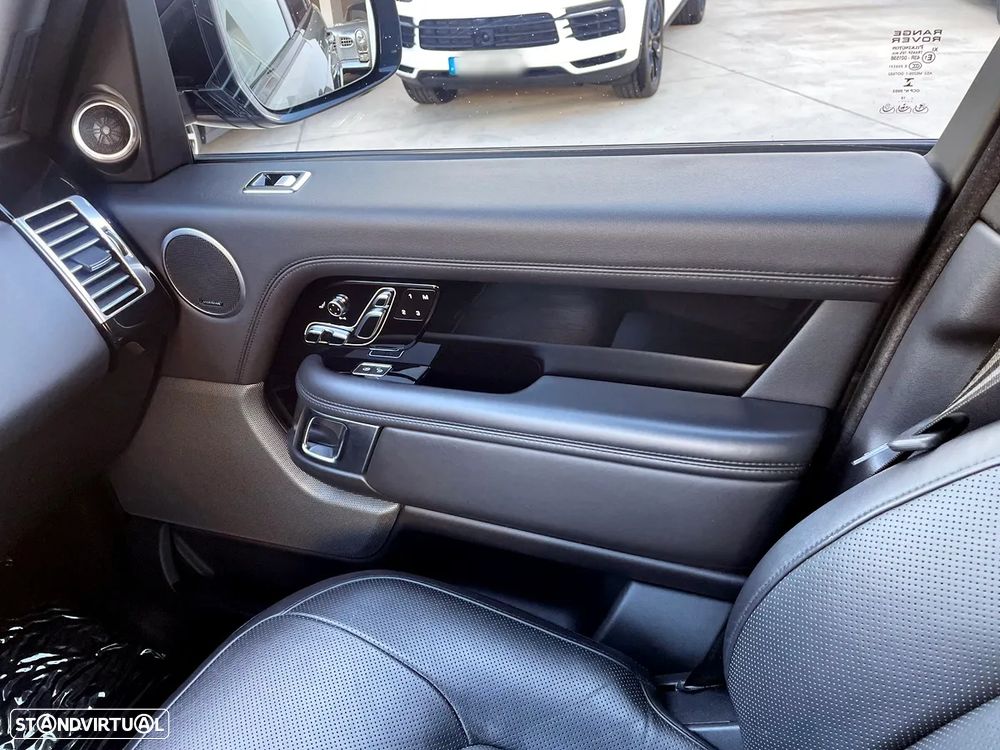Land Rover Range Rover P400e Plug-in Vogue - 21