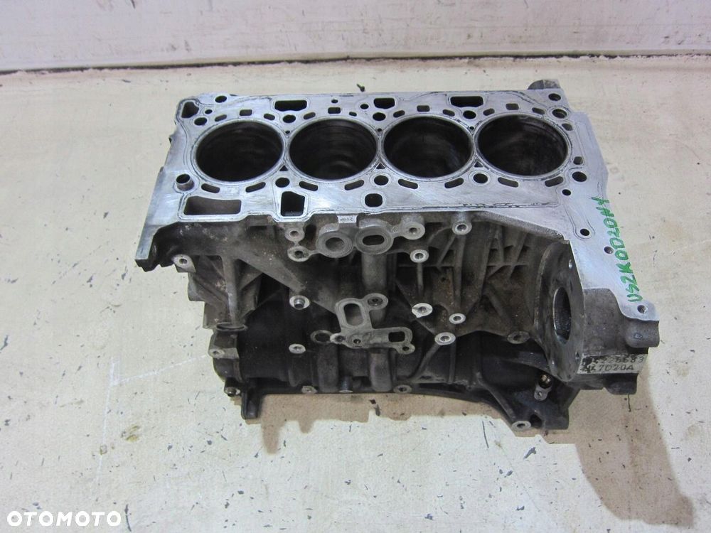 BMW E90 E60 X3 E83 BLOK SILNIKA DÓŁ N47D20A N47 - 11