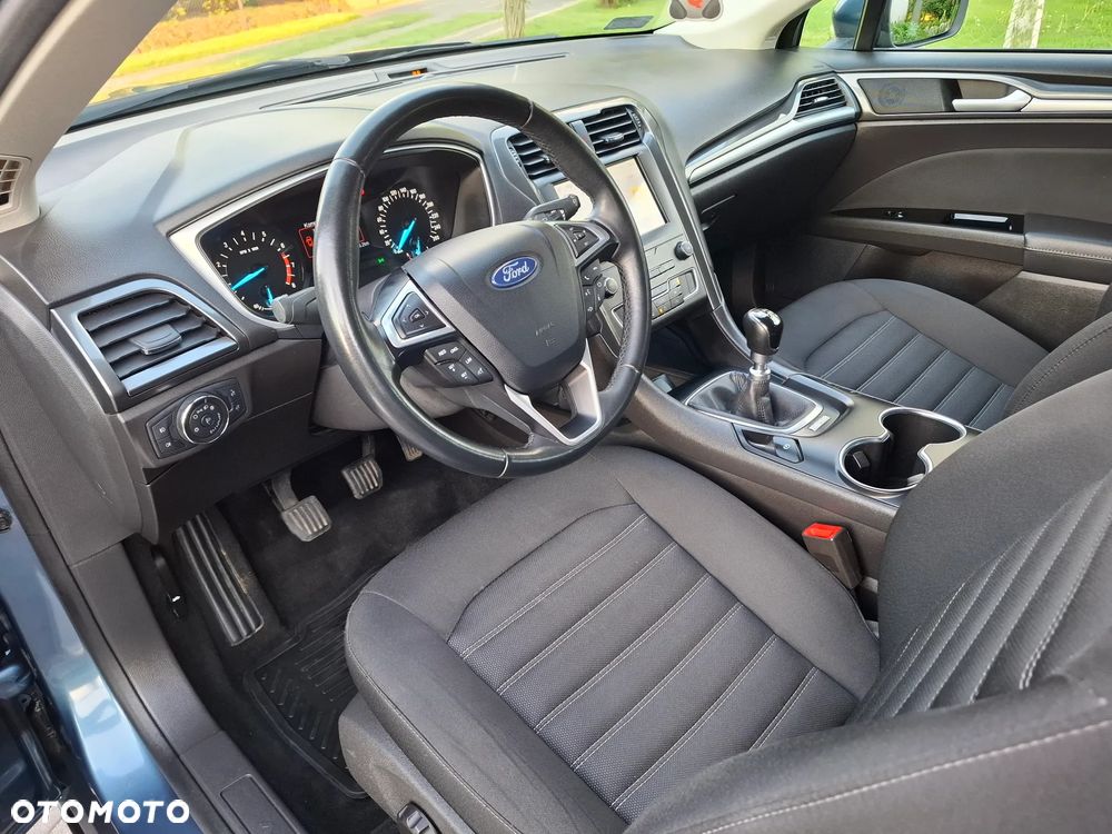 Ford Mondeo - 24