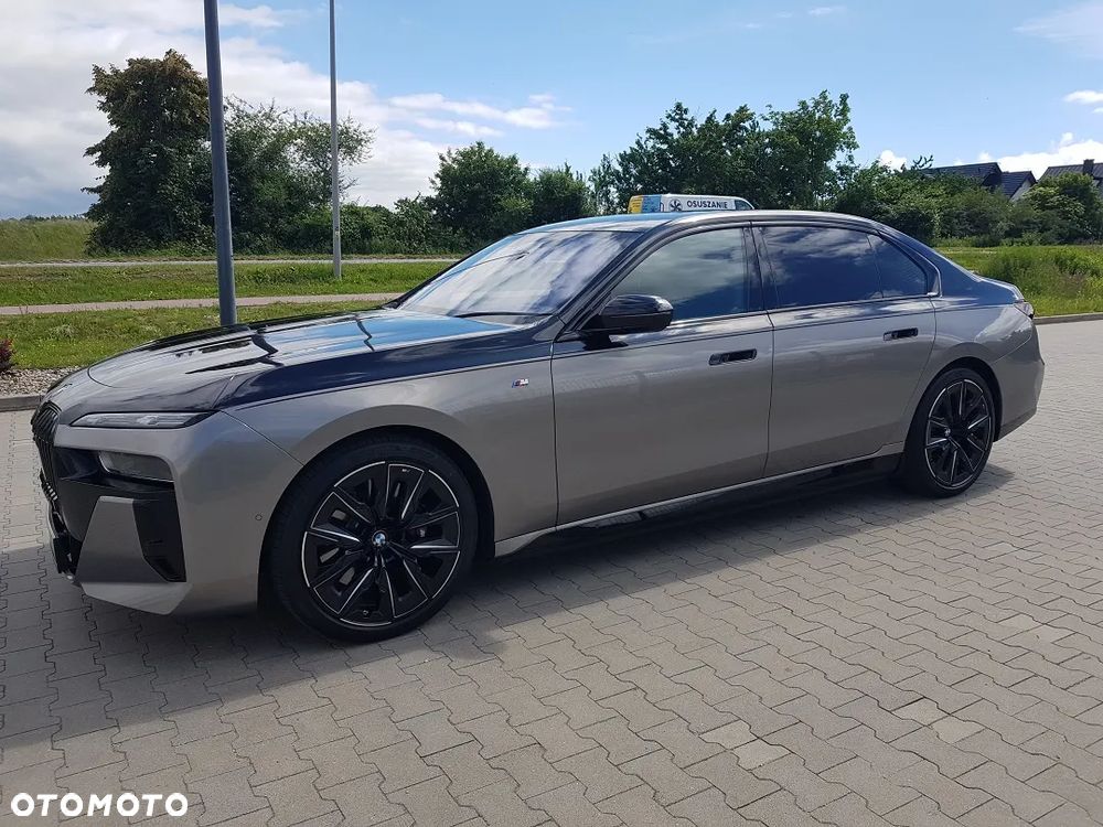 BMW i7 105.7kWh xDrive60 M Sport - 9