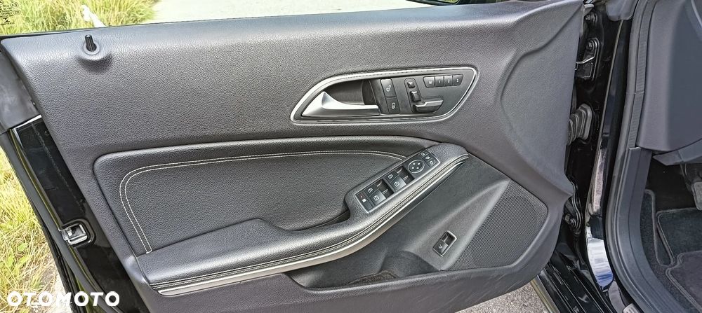 Mercedes-Benz CLA 180 - 27