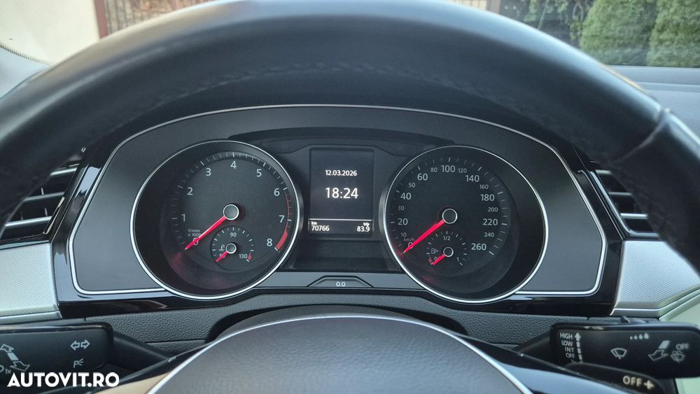 Volkswagen Passat 1.4 TSI ACT DSG R Executive - 10