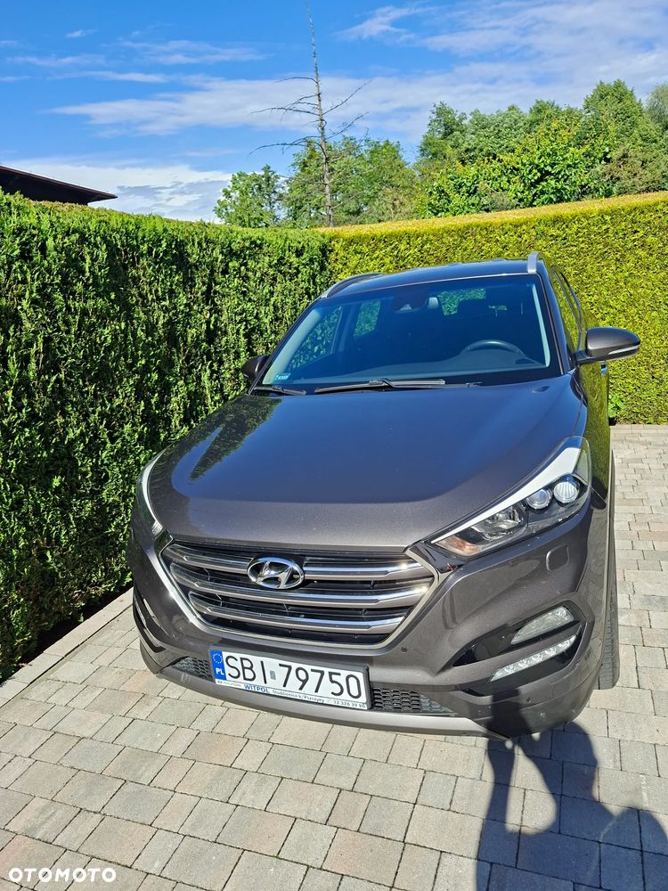 Hyundai Tucson 1.7 CRDI BlueDrive Style 2WD - 2