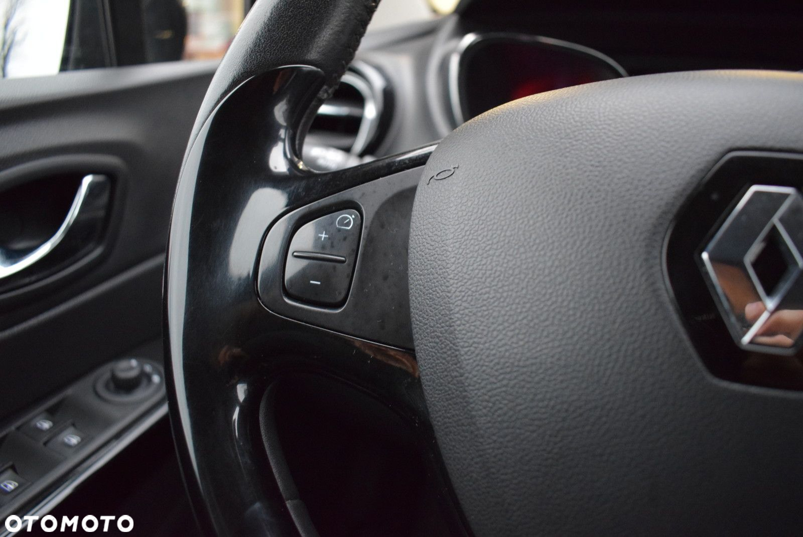 Renault Captur - 22